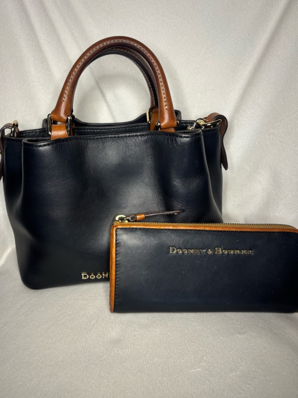 Dooney & Bourke Barlow Purse Black and Brown Leather with Matching Wallet